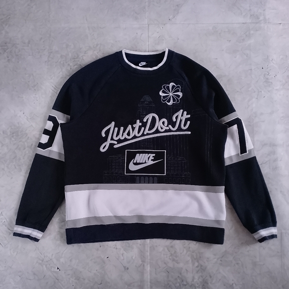 Nike Other - Nike City Version Los Angeles Splicing Limited Black Sweater